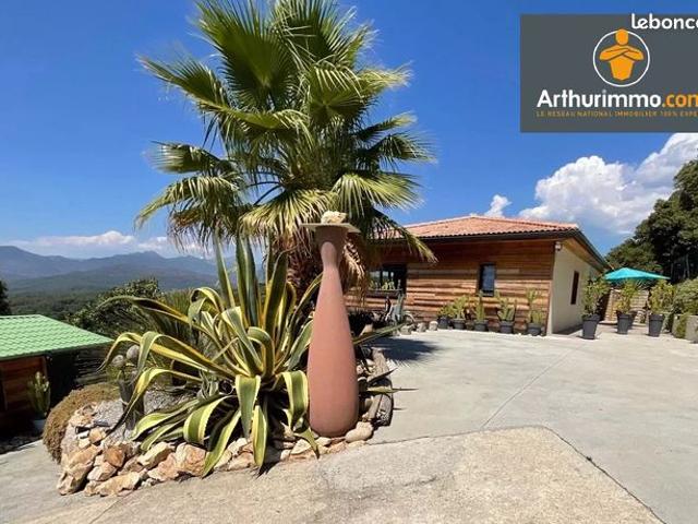 Villa 6 pièces 133 m²