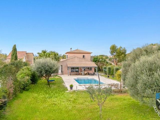Villa 6 pièces 133 m²