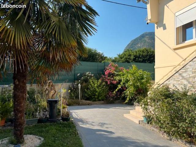 Villa 6 pièces 133 m²