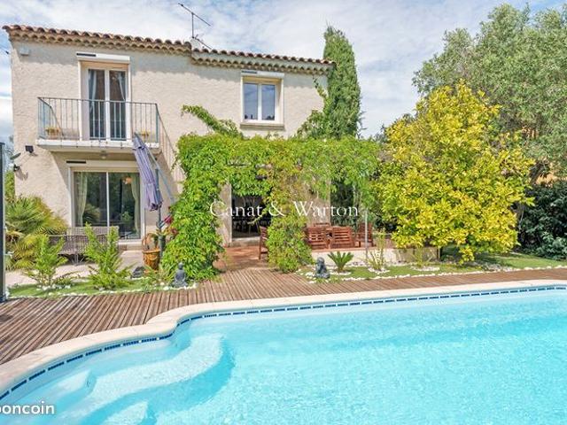 Villa 6 pièces 134 m²