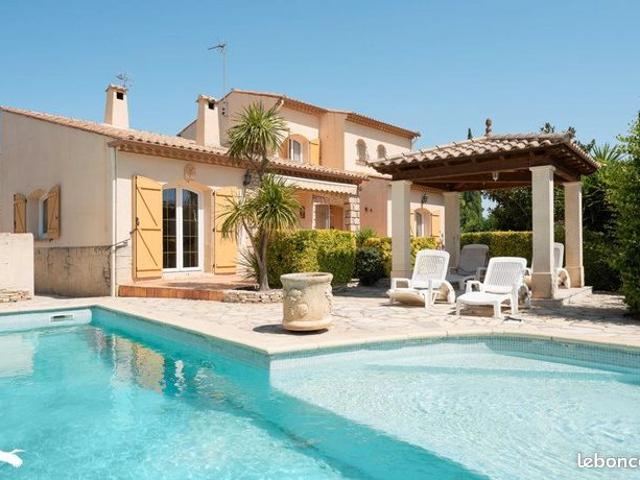 Villa 6 pièces 135 m²