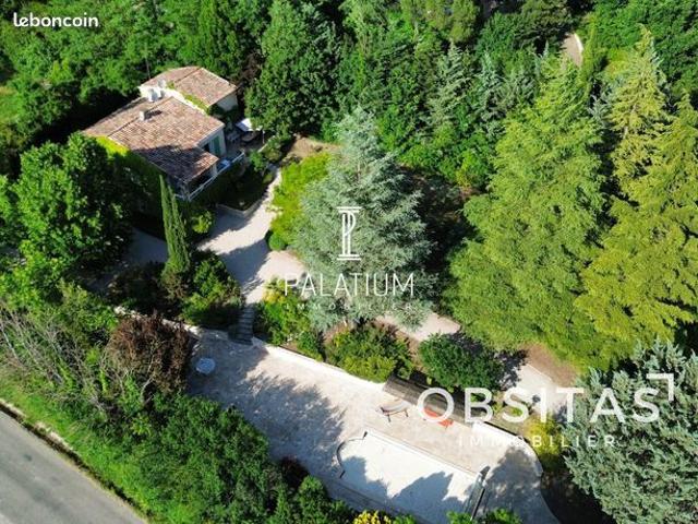 Villa 6 pièces 135 m²