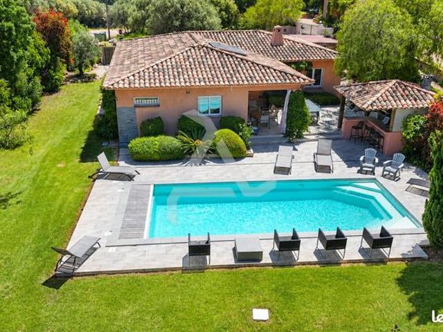 Villa 6 pièces 135 m²