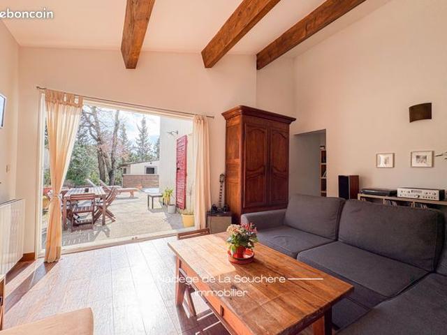 Villa 6 pièces 136 m²