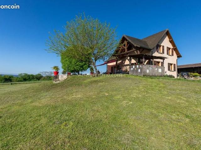 Villa 6 pièces 136 m²