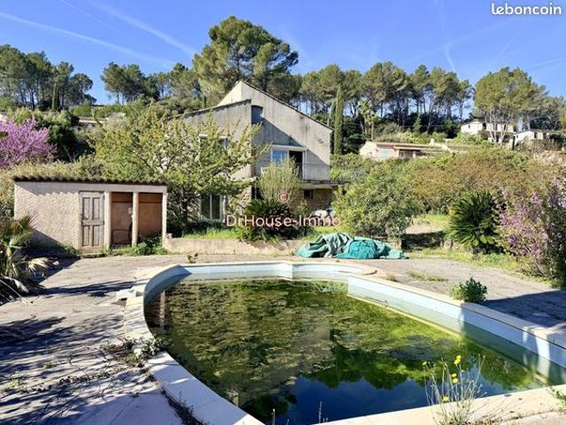 Villa 6 pièces 136 m²