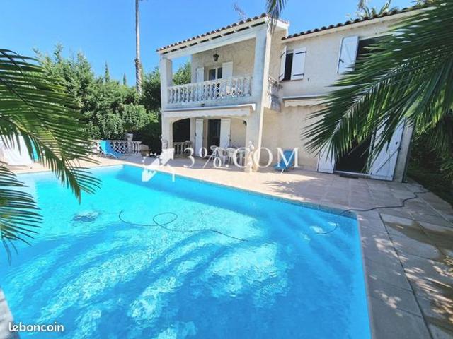 Villa 6 pièces 136 m²