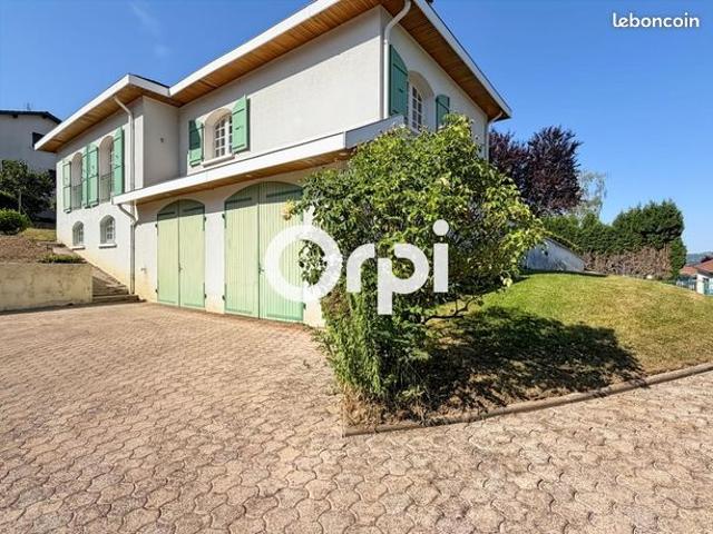 Villa 6 pièces 137 m²