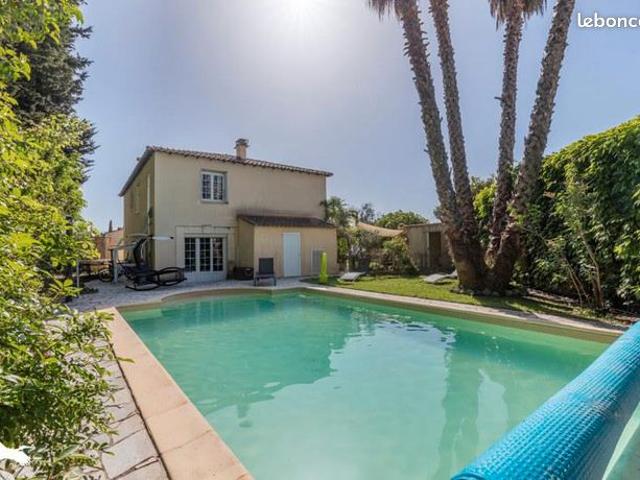 Villa 6 pièces 137 m²