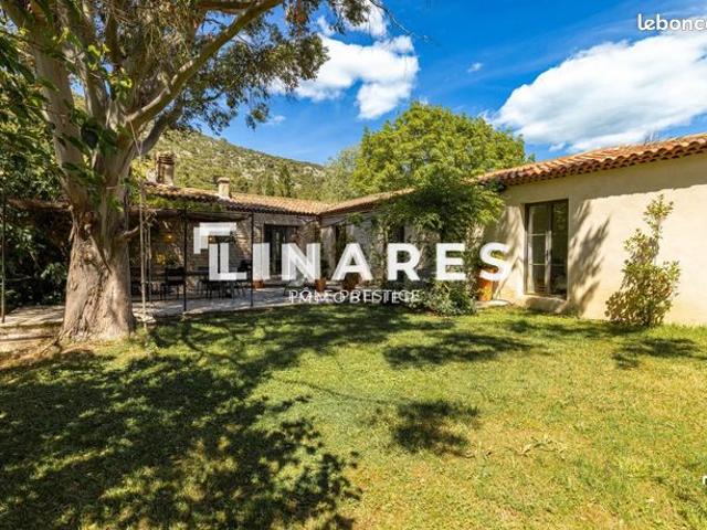 Villa 6 pièces 137 m²