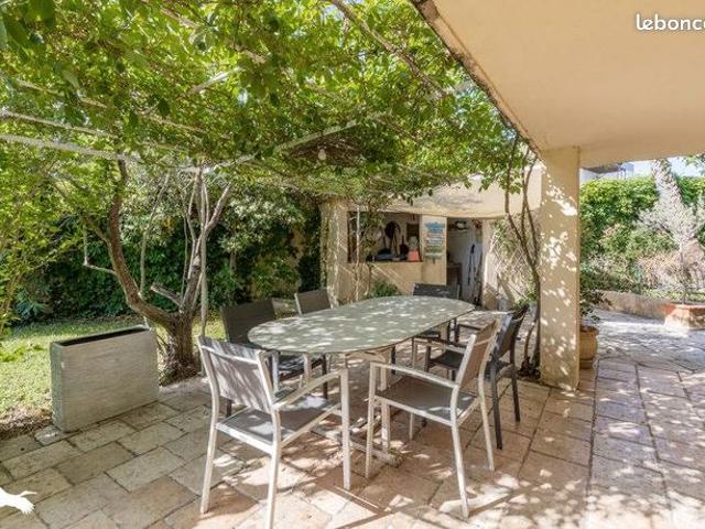 Villa 6 pièces 137 m²