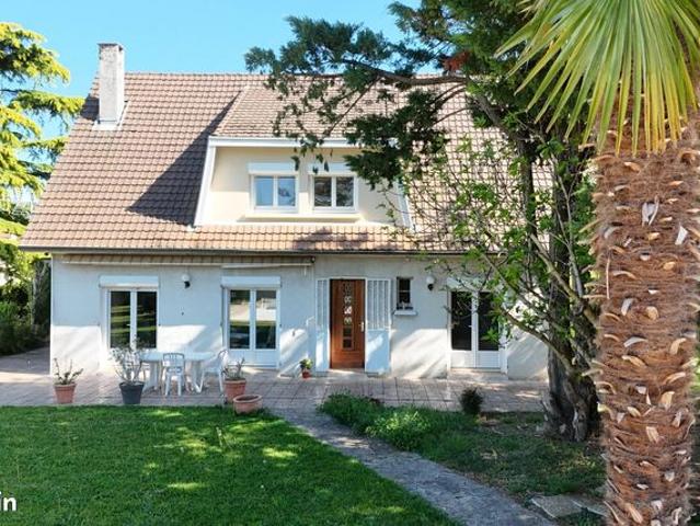 Villa 6 pièces 137 m²