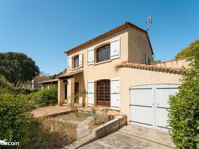 Villa 6 pièces 138 m²