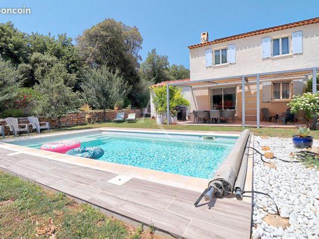 Villa 6 pièces 138 m²