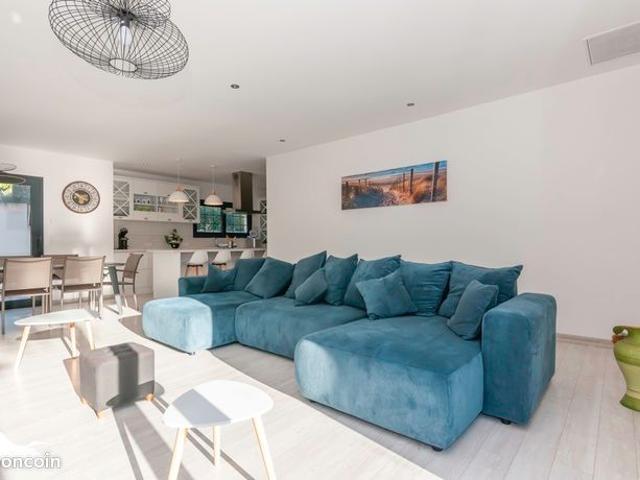 Villa 6 pièces 140 m²