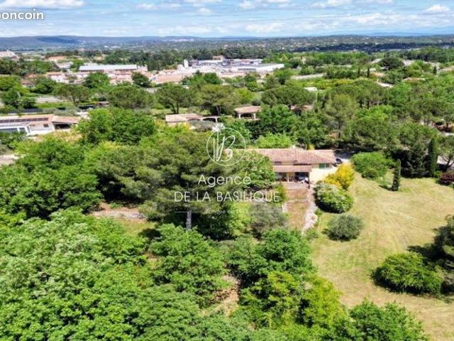 Villa 6 pièces 140 m²