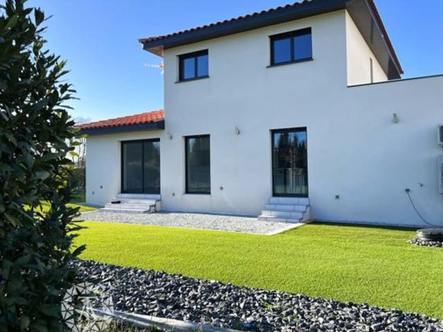 Villa 6 pièces 140 m²