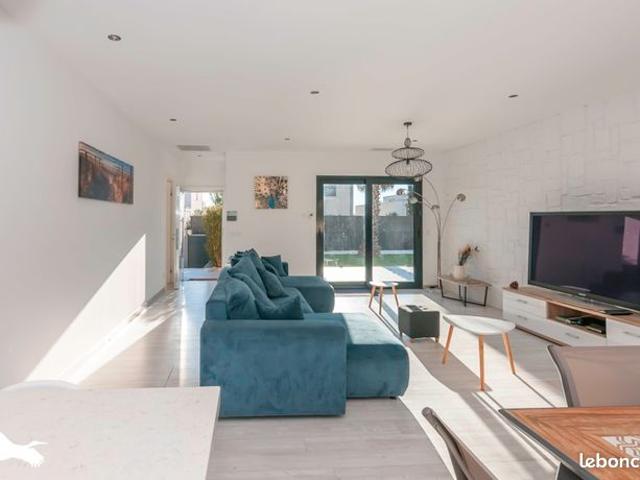 Villa 6 pièces 140 m²