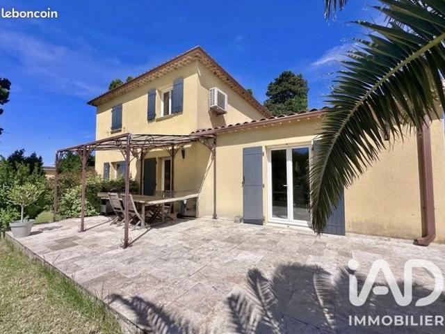 Villa 6 pièces 140 m²