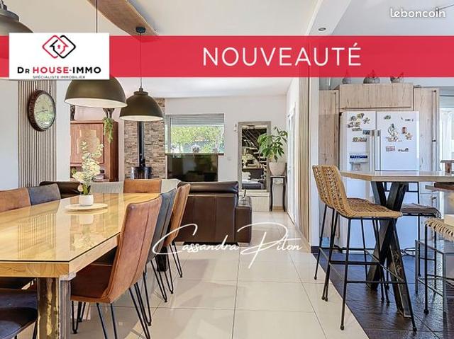 Villa 6 pièces 140 m²