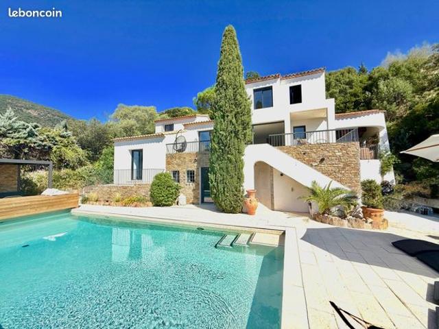 Villa 6 pièces 140 m²