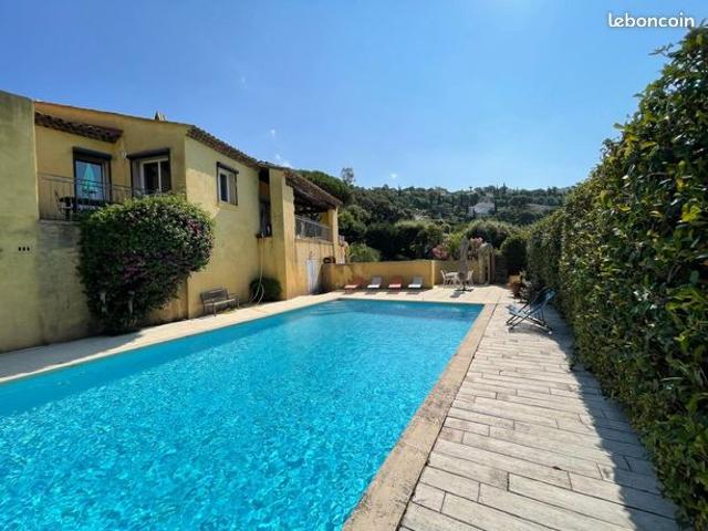 Villa 6 pièces 140 m²