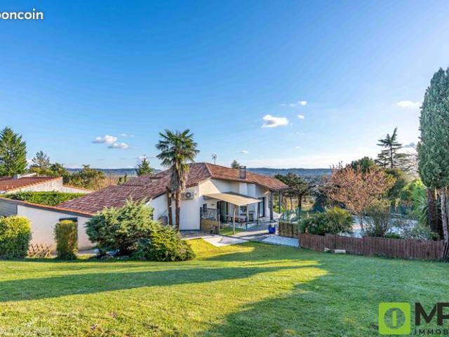 Villa 6 pièces 140 m²
