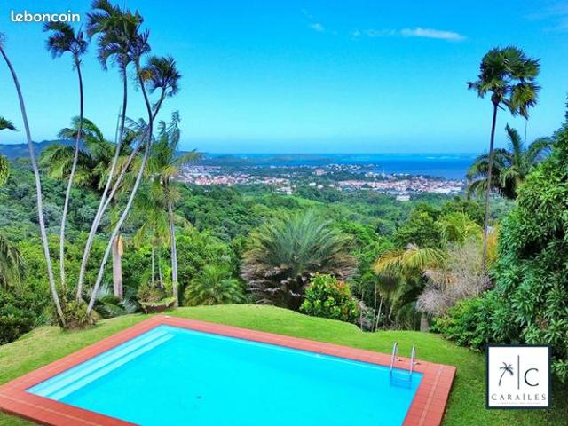Villa 6 pièces 140 m²