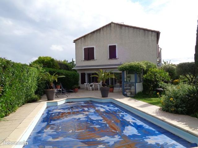 Villa 6 pièces 140 m²