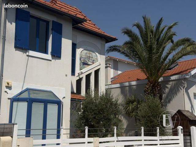 Villa 6 pièces 141 m²