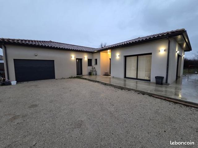 Villa 6 pièces 141 m²
