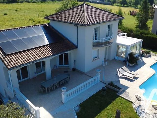 Villa 6 pièces 142 m²