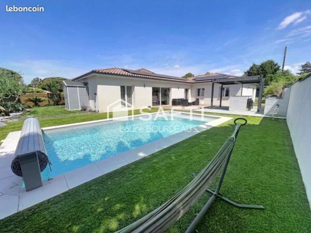 Villa 6 pièces 142 m²