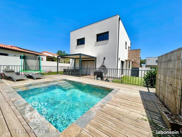 Villa 6 pièces 143 m²