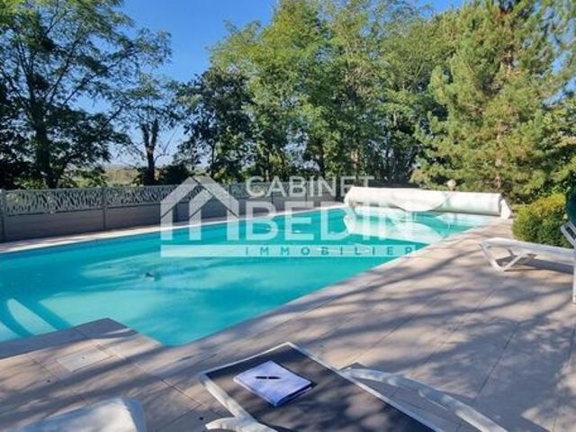 Villa 6 pièces 143 m²