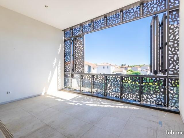 Villa 6 pièces 143 m²