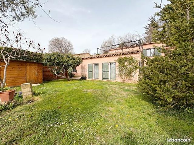 Villa 6 pièces 143 m²
