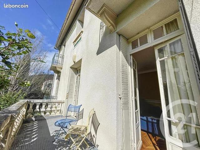 Villa 6 pièces 143 m²