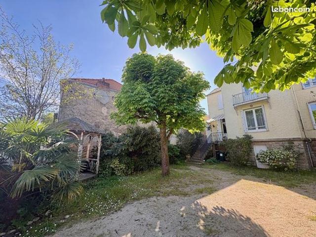 Villa 6 pièces 144 m²
