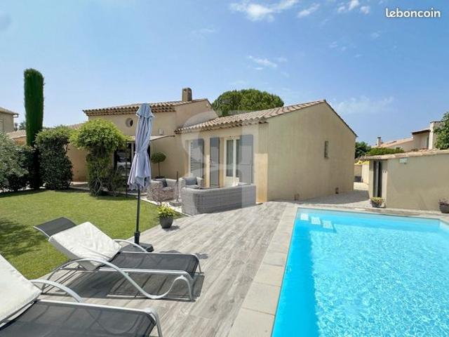 Villa 6 pièces 145 m²