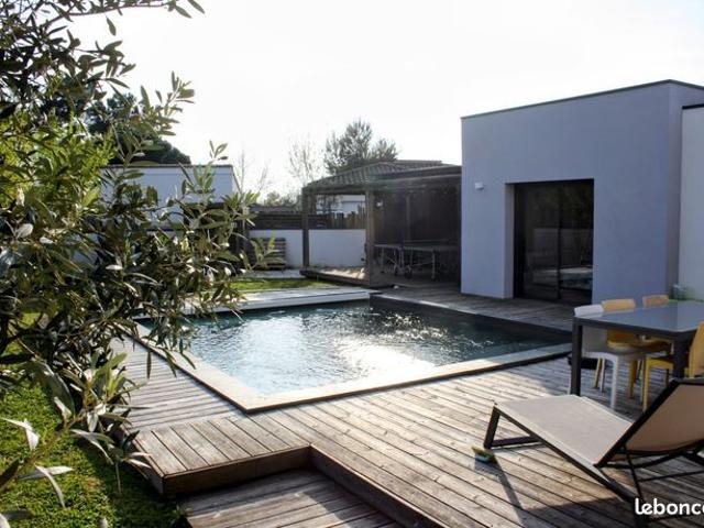 Villa 6 pièces 145 m²