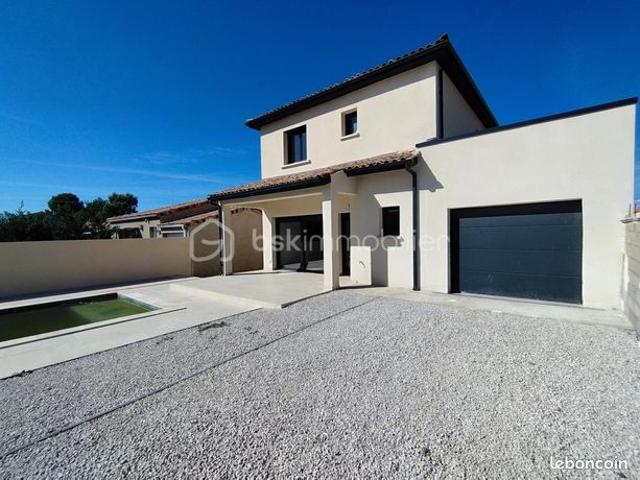 Villa 6 pièces 145 m²