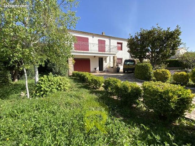 Villa 6 pièces 145 m²