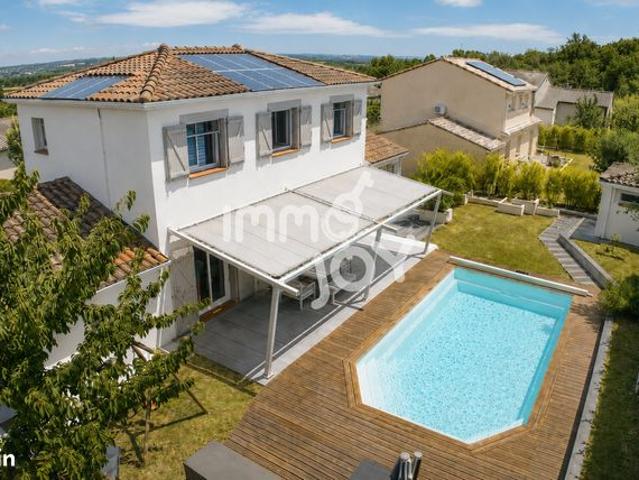 Villa 6 pièces 145 m²