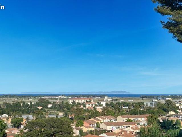 Villa 6 pièces 145 m²