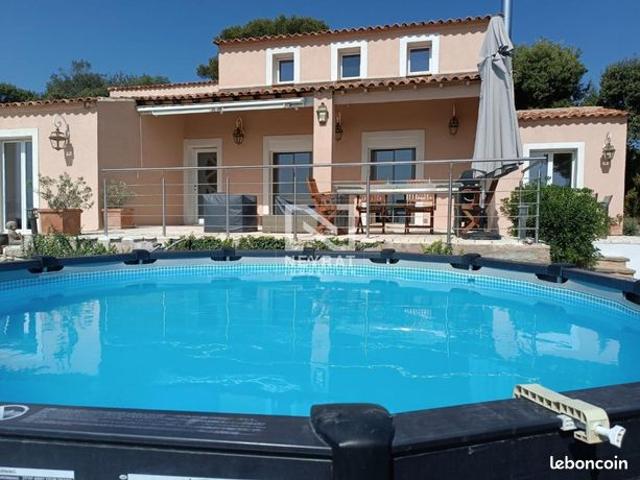 Villa 6 pièces 145 m²