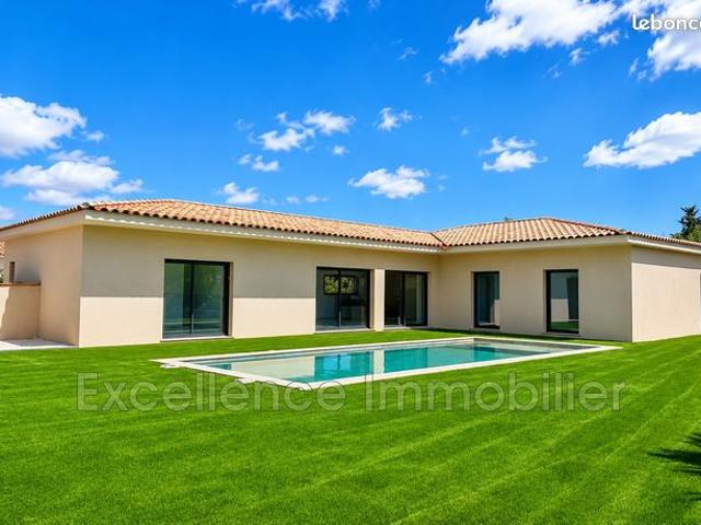 Villa 6 pièces 145 m²