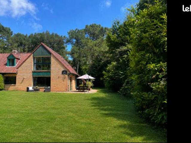 Villa 6 pièces 145 m²
