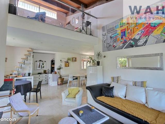 Villa 6 pièces 145 m²