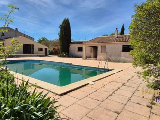 Villa 6 pièces 145 m²